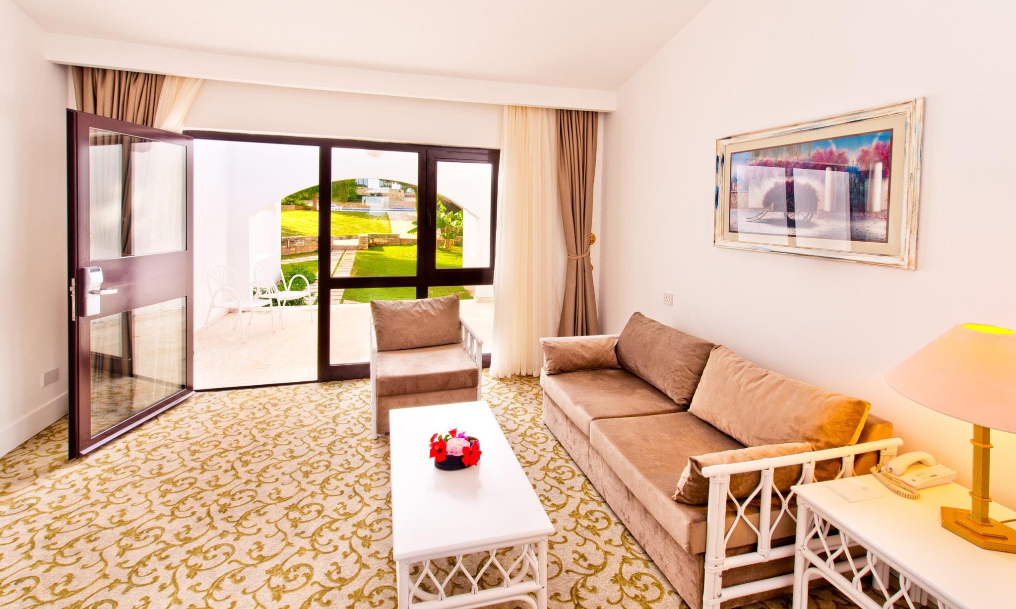 Olive tree hotel. Olive Tree Hotel Cyprus. Отель Olive. The Olive Hotel.