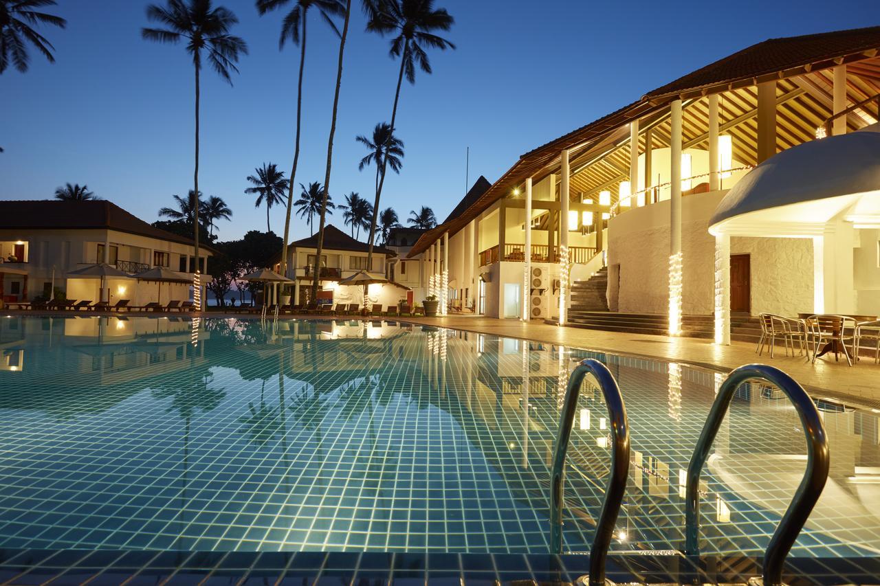 Dickwella resort spa 4 шри-ланка. Отель dickwella resort. Диквелла вилладж. Отель dickwella resort & spa. Пляж диквелла шри.