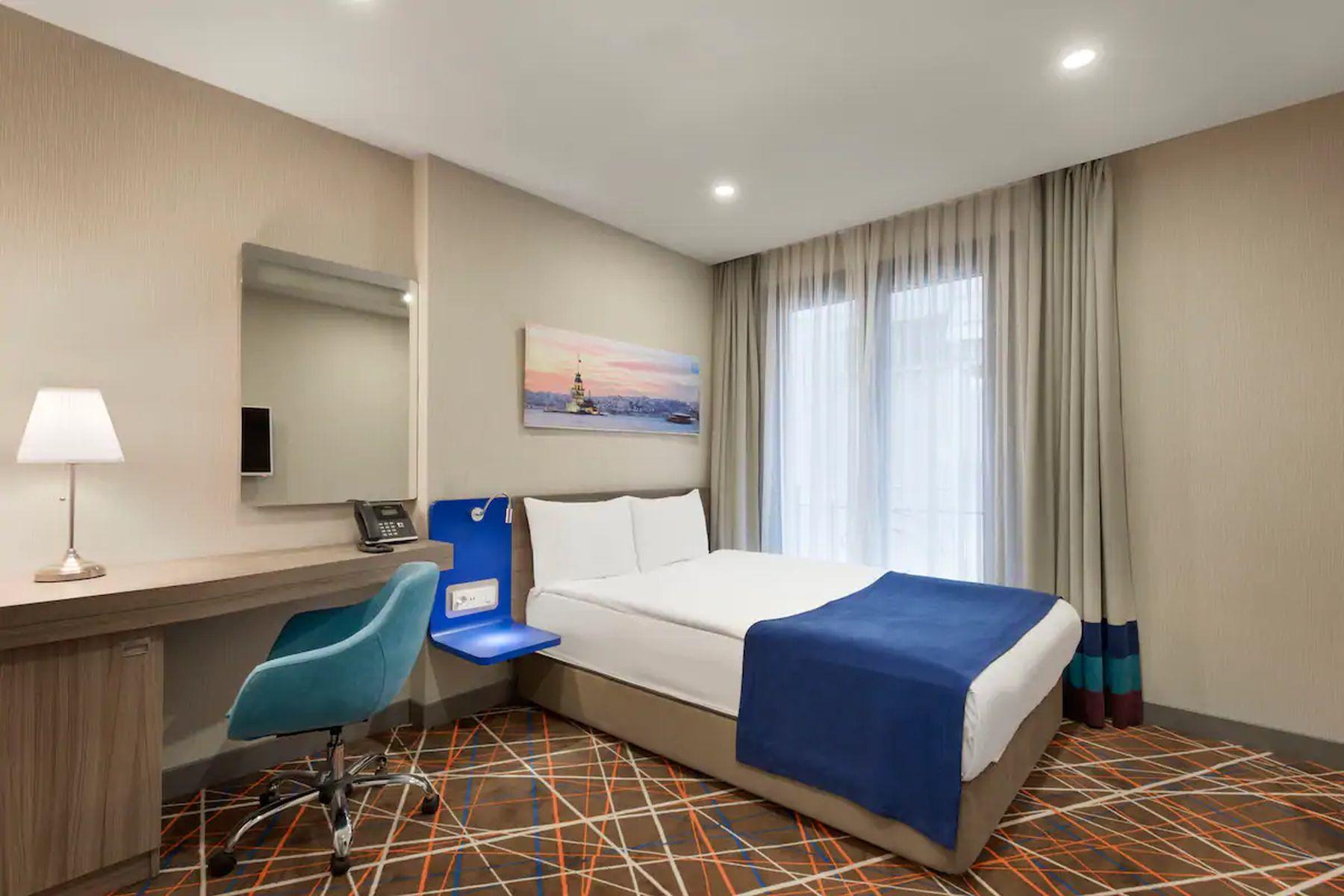 Wyndham istanbul taksim. Tryp by Wyndham Istanbul. Wyndham Taksim. Tryp by Wyndham Dubai 4. City Center Hotel Taksim 4*.