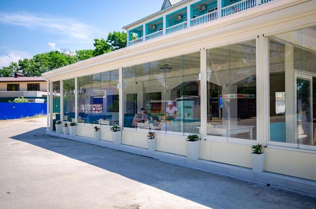 Лермонтов дубок. Лермонтов дубок. Гостиница дубок лермонтово. Отель дубок туапсе. Лермонтов дубок.