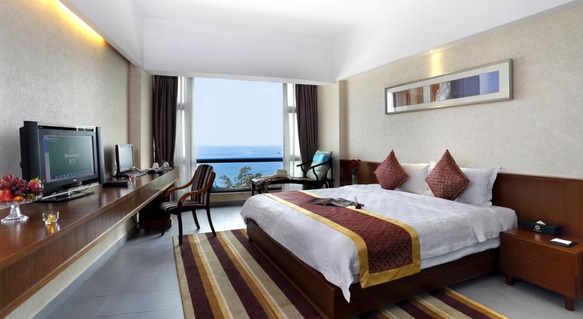 Вэйхай отель melun seaview. Sanya luyi sea view hotel. Sanya luyi sea view hotel. Отель sanya jingyun seaview hotel. Sanya luyi sea view hotel.