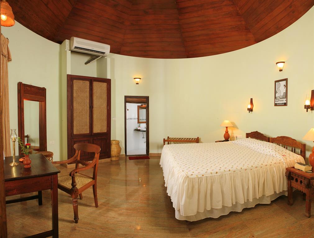 Somatheeram Ayurvedic Beach Resort 3*. Soma Manaltheeram Ayurveda Beach Village. Отель «Ayurveda Pavilions». Бетсайда Эрмитаж Керала рядом отели.