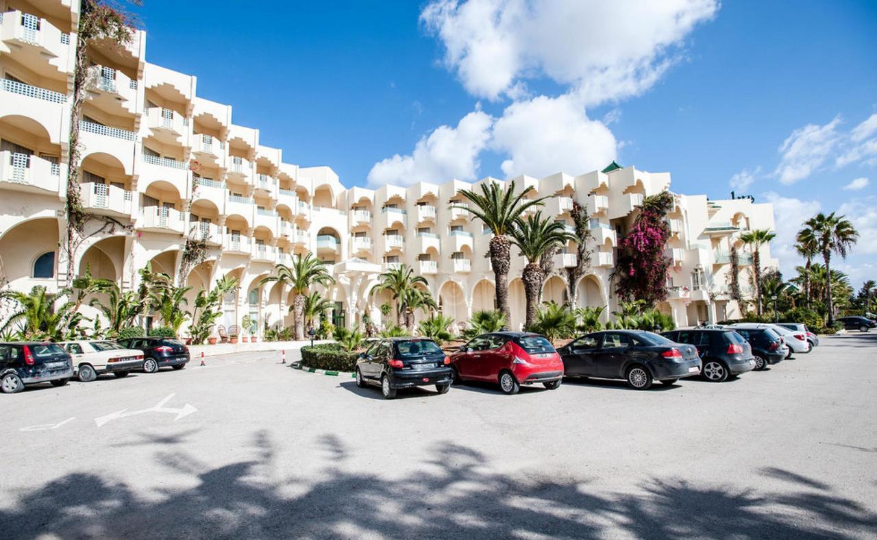 Хаммамет тунис. Экскурсии хаммамет. Дворец эссаада тунис. Хаммамет достопримечательности. Magic africana 5 тунис.