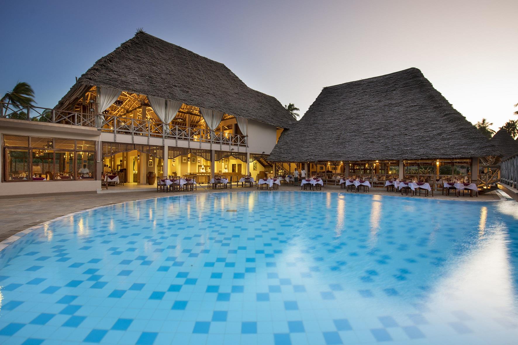 Гостиница Танзания. Emerald Zanzibar Resort & Spa. Roseira Beach Resort.