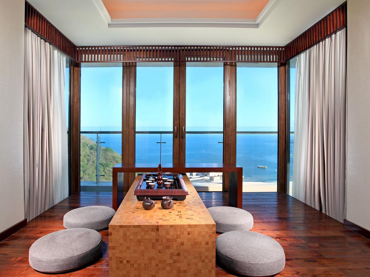 Raffles hainan 5. Serenity Coast Resort. Санья отели 5 звезд. Отели Китая 5 звезд. 9, Panwaburi Beachfront Resort 5.