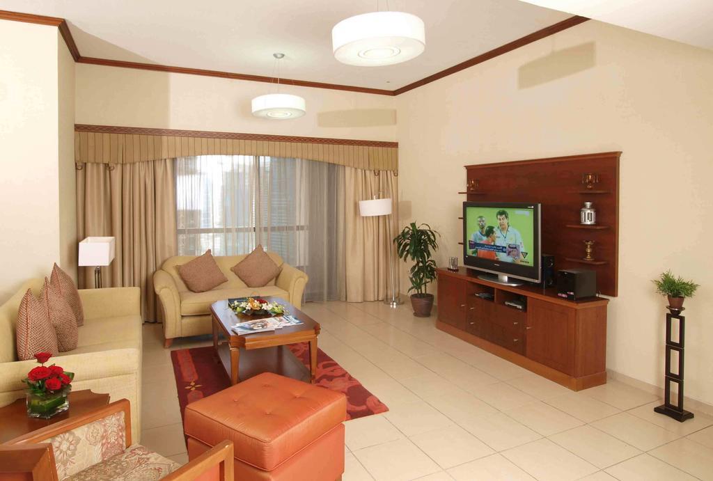 He hotel apartments. Suha Apartments Дубай. Jumeirah Beach Residence JBR Apartments. Suha JBR Hotel Apartments.