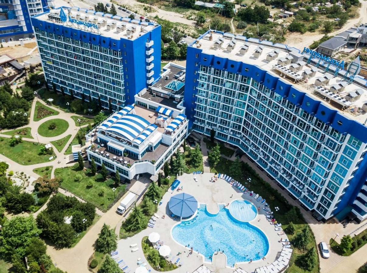 Отель Aquamarine Resort & SPA 5* / Россия / Севастополь - фото, туры в отель