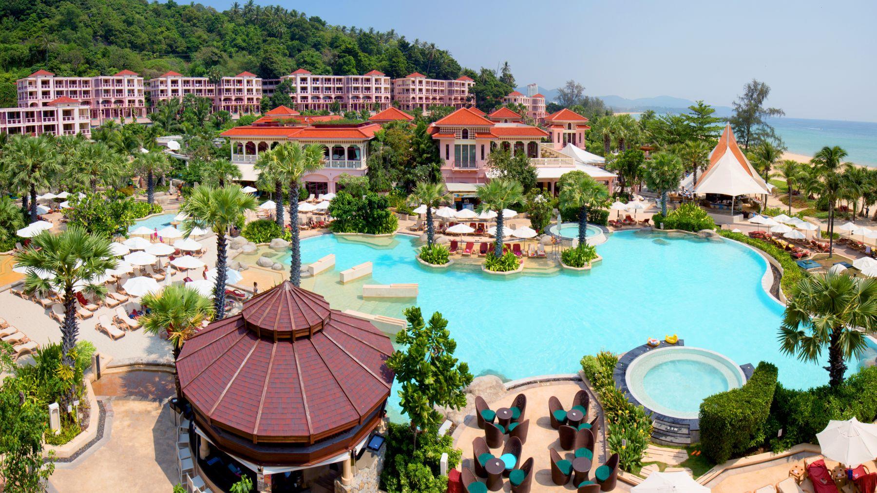 Centara Grand Beach Resort Phuket 5