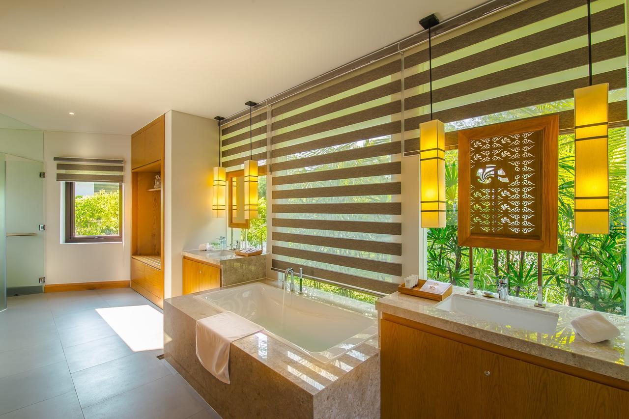 The Shells Resort & Spa. The Shells Resort Spa phu Quoc. AMARIN Resort & Spa phu Quoc 4. Seashell Resort Spa 5.