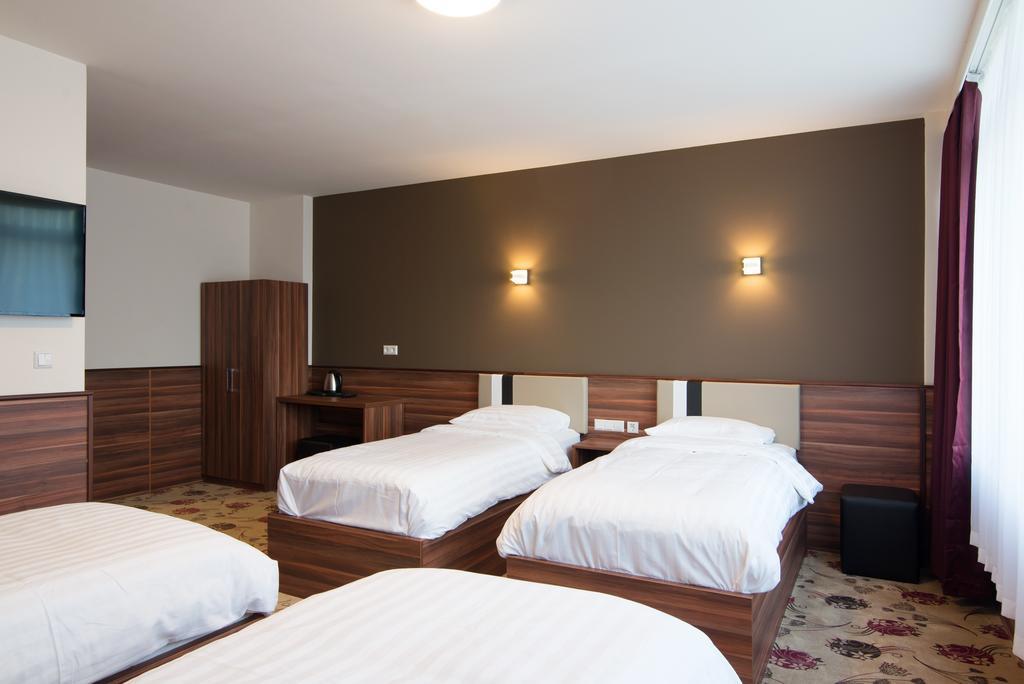 Men&#039;s kings отель. King as hotel. kings hotel 3 отзывы.